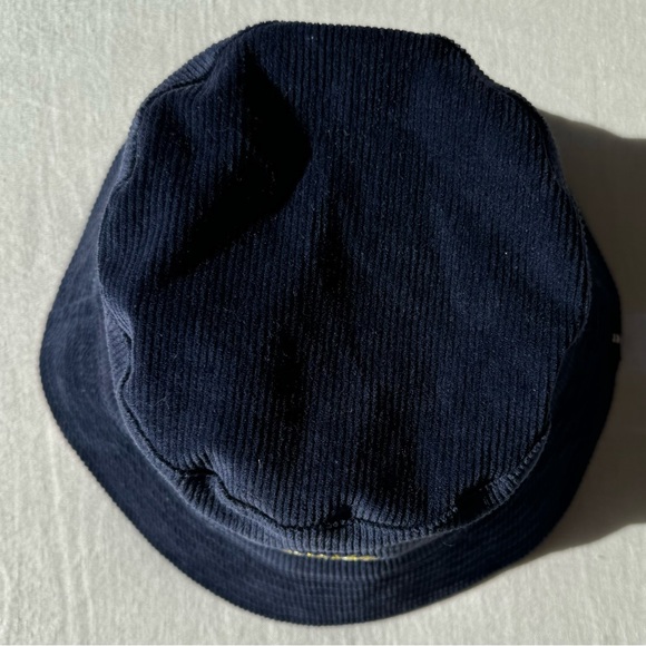 Lazy Oaf Flower Pot Reversible Bucket Hat - Picture 4 of 5